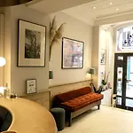 Odessa Montparnasse Hotel