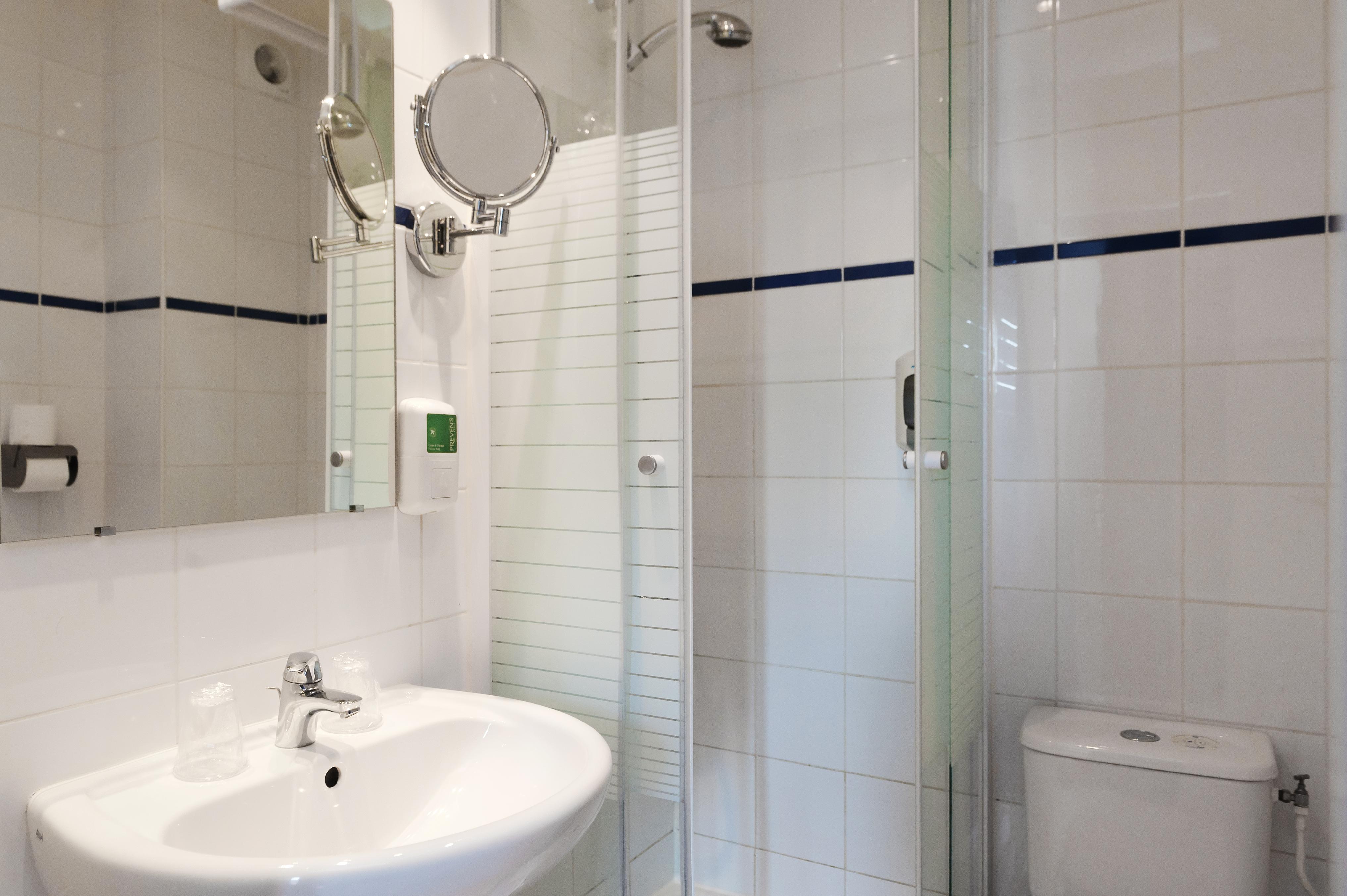 Odessa Montparnasse Hotel 2*