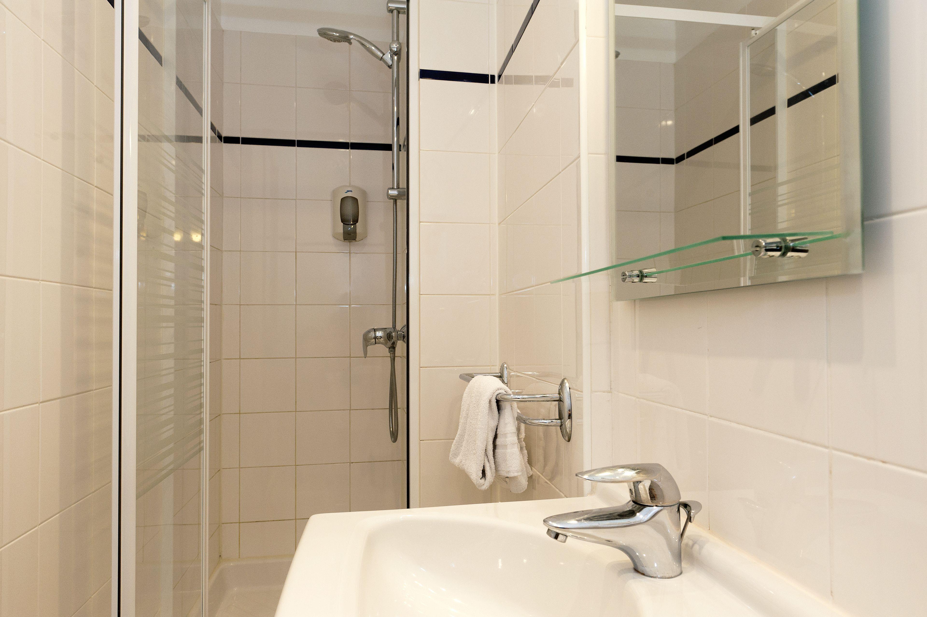 Odessa Montparnasse Hotel 2*