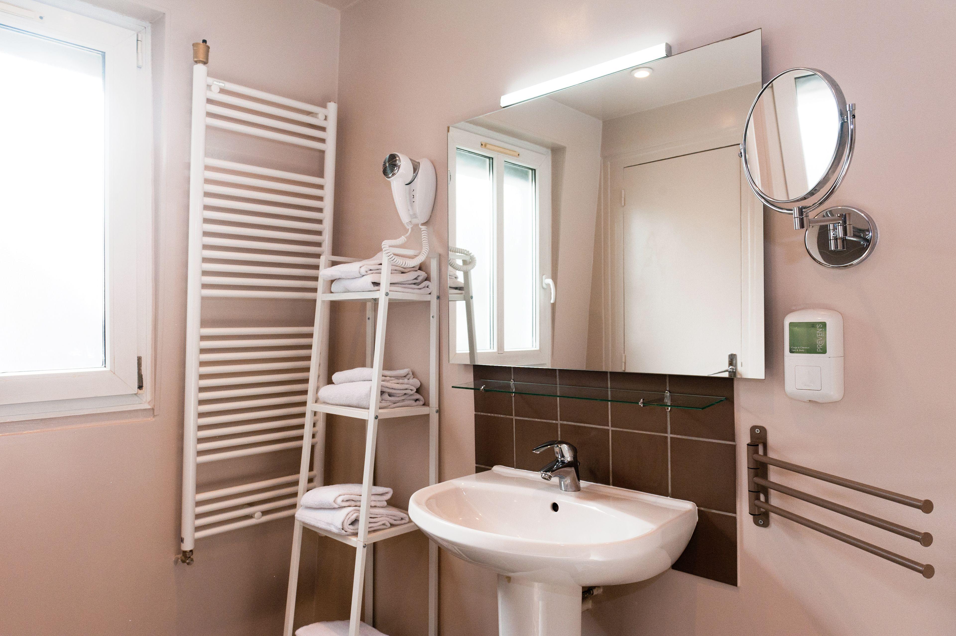 Odessa Montparnasse Hotel 2*